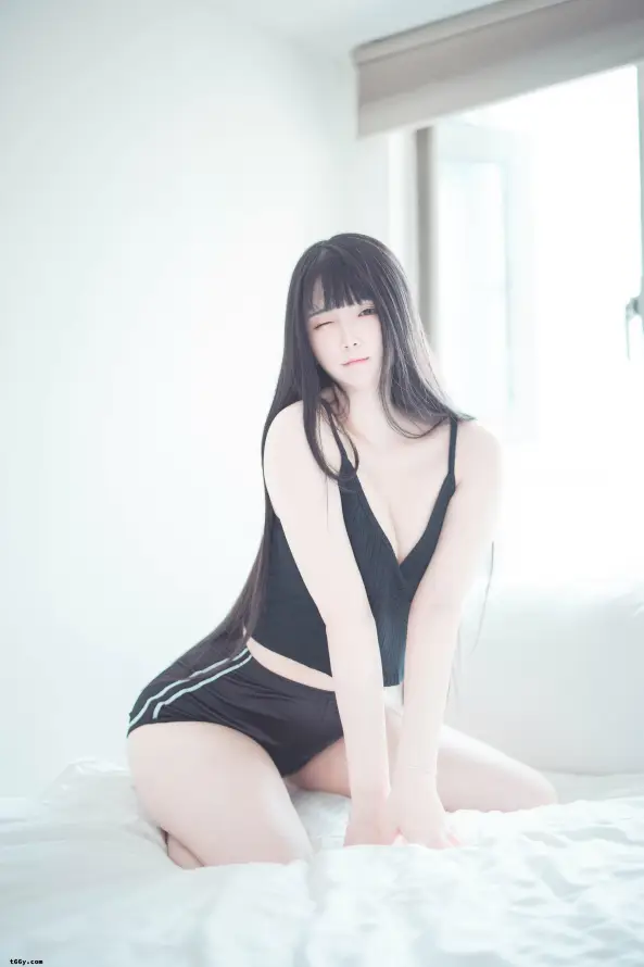 国自产精品手机在线视频_18禁区美女免费观看网站_24小时日本在线观看完整版