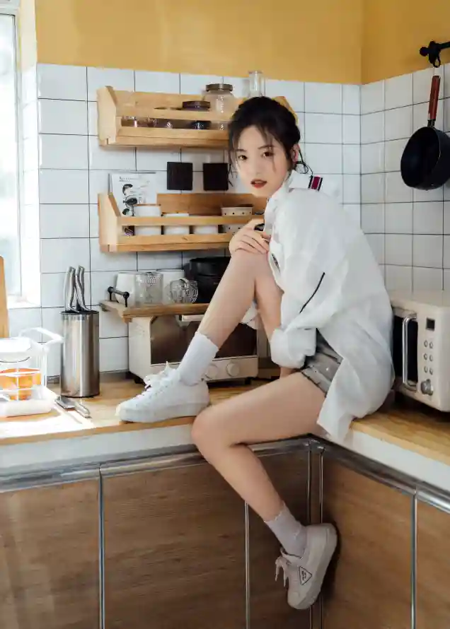 国自产精品手机在线视频_18禁区美女免费观看网站_24小时日本在线观看完整版